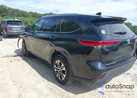2021 Toyota Highlander Xle from USA, damaged, VIN 5TDGZRBH5MS064033